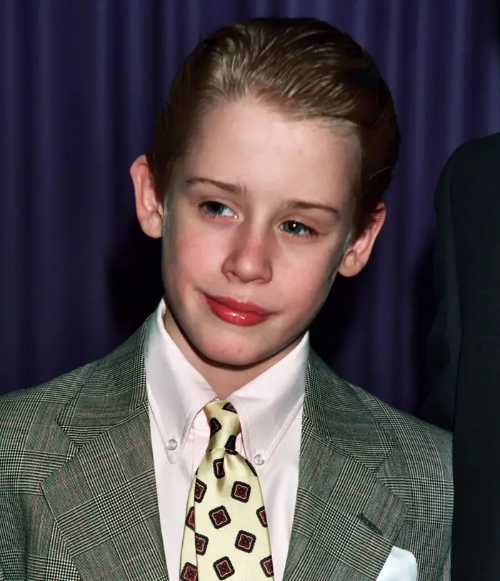 The heartache behind the cute child star in 'Home Alone'! Macaulay Culkin's tragic childhood of being abused by her father