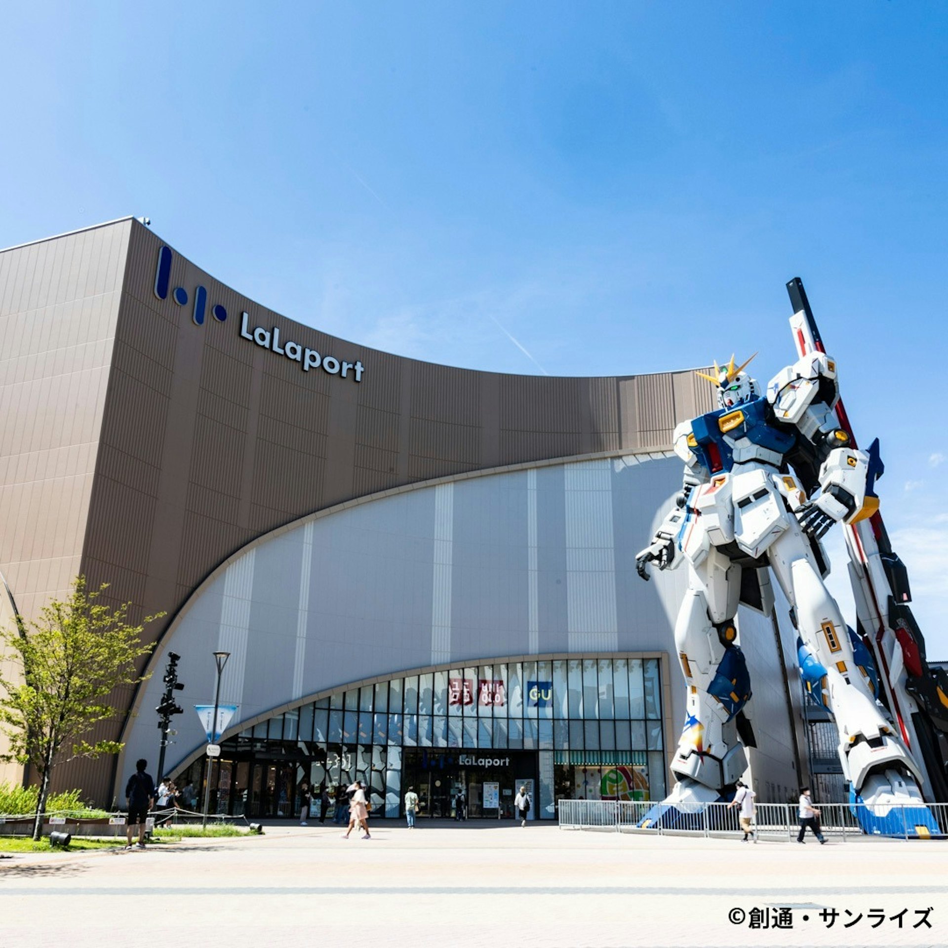 Fukuoka Outlet + 5 Major Recommendations for Shopping Centers | Sneakers / Apparel / Souvenirs / Groceries with Tax Refund Details